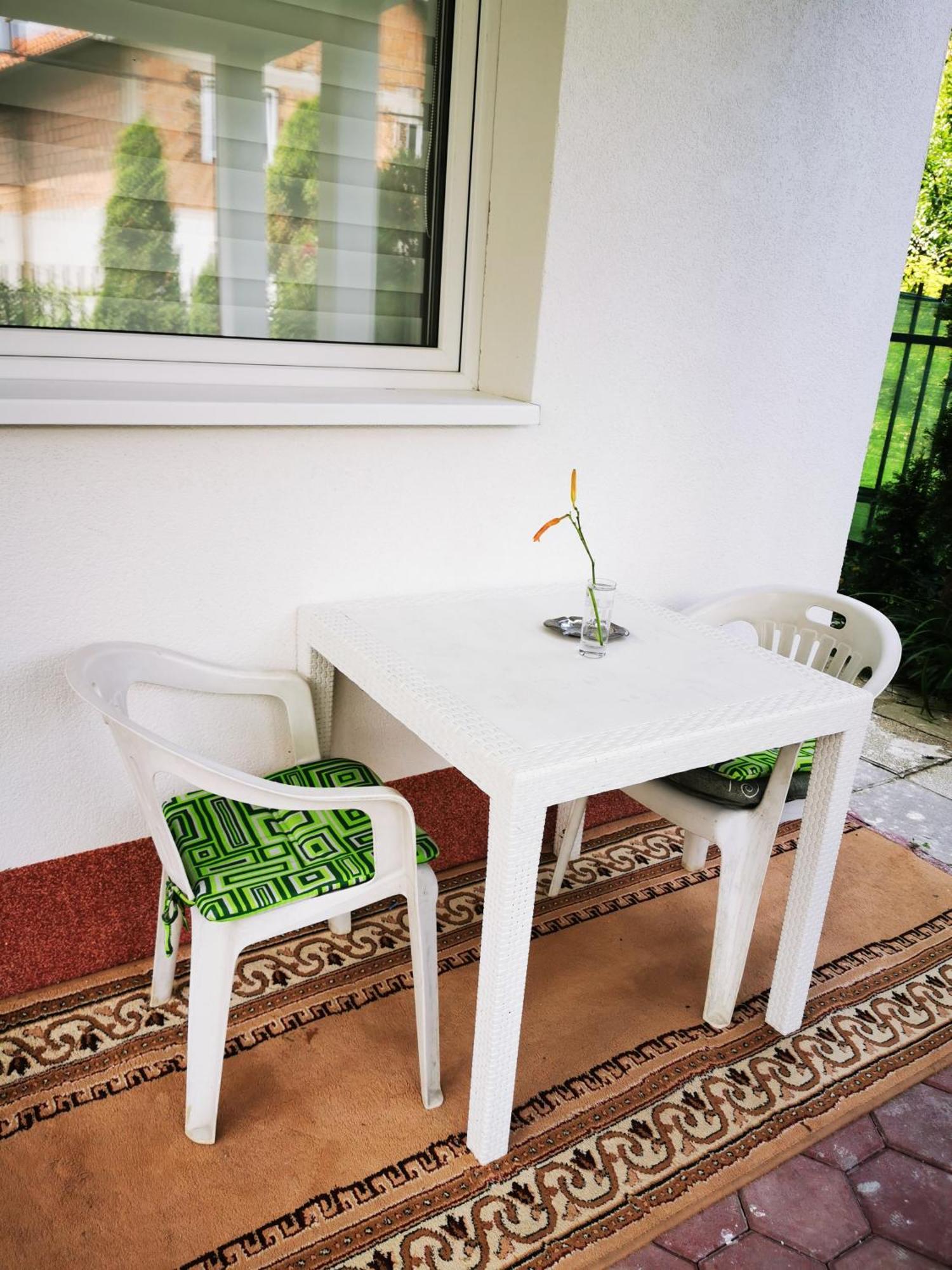 Rest & Recharge 4Bdr Apt- Free Parking, Ac & Garden Saraievo Exterior foto