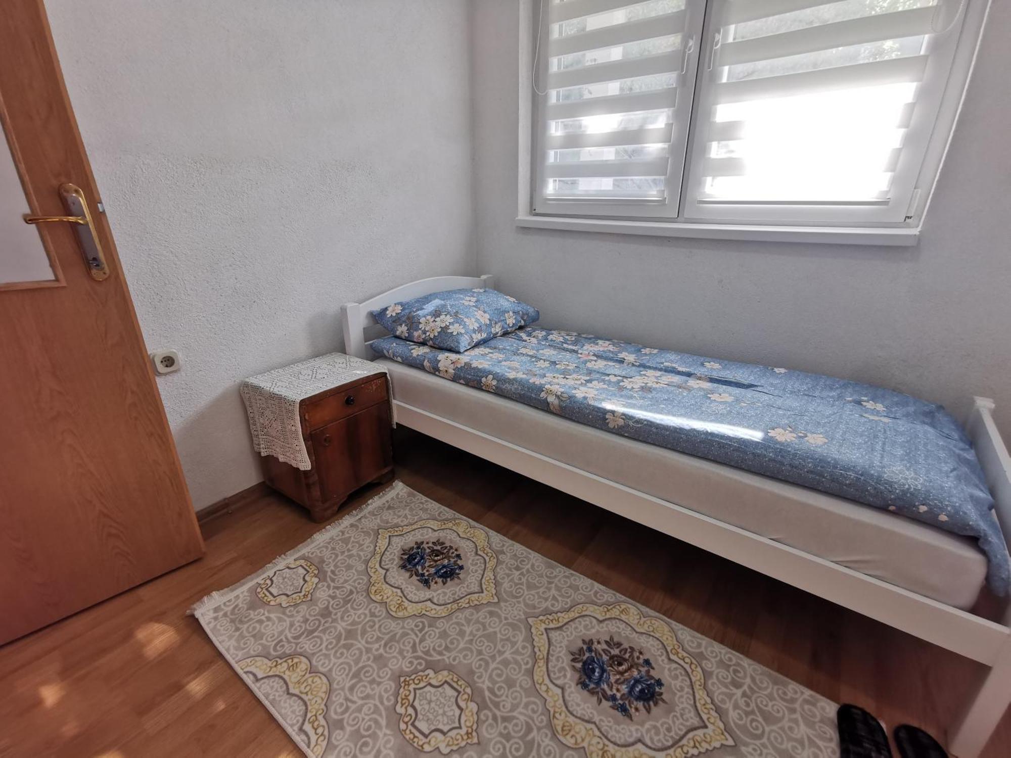 Rest & Recharge 4Bdr Apt- Free Parking, Ac & Garden Saraievo Exterior foto